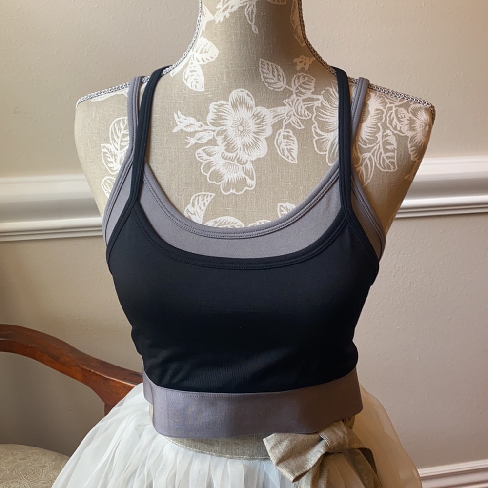 Fabletics Poppy Seamless Sports Bra II